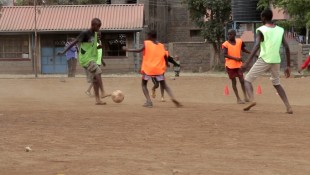 Doreen Omondi: Stärkung durch Fußball