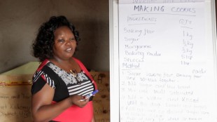 Süße Idee in Uganda: Backen gegen Arbeitslosigkeit
